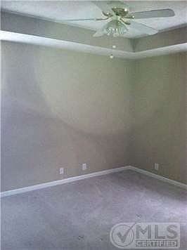 5th image of 106 Graydon St