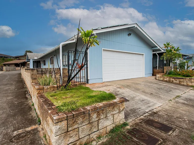 94-772 Kaaholo St — Photo 1
