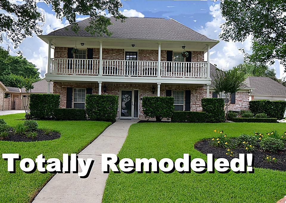 Lovely CUSTOM-BUILT highly-updated home--spotless, inside and out!