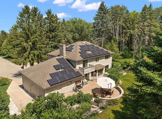 7817 Somerset Cir, Woodbury, MN 55125