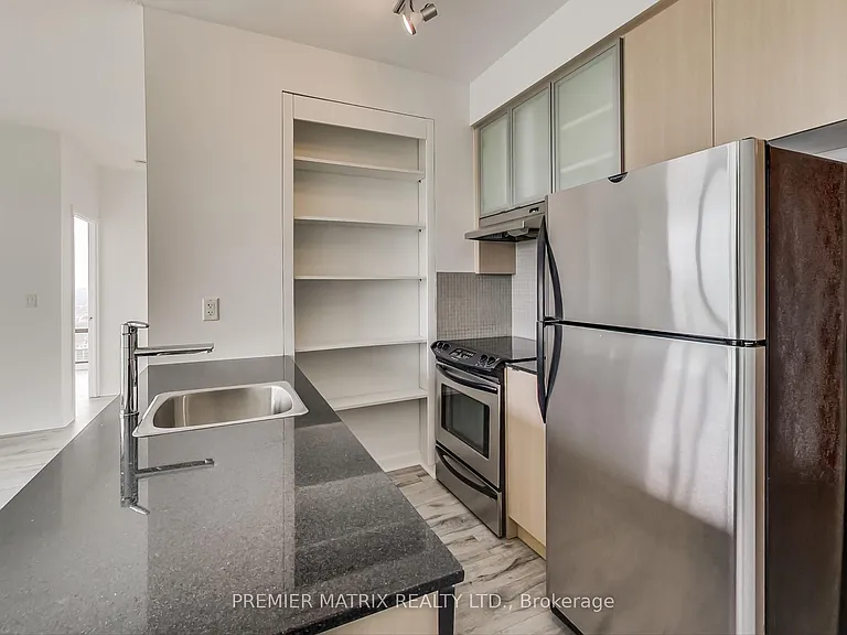 33 Lombard St #3804 — Photo 17