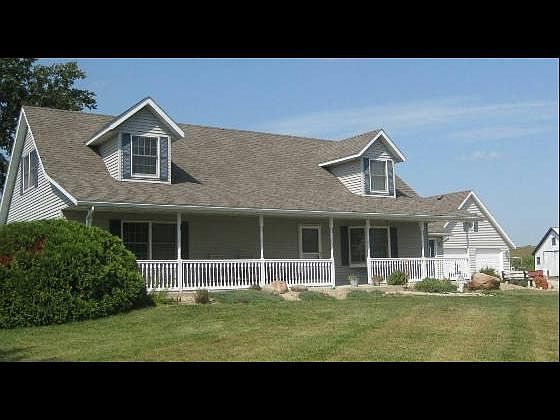 1st image of 32257 Beaver Valley St