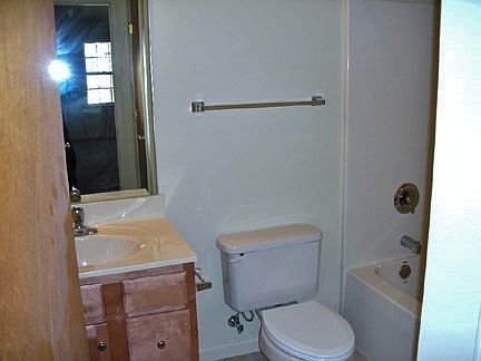 4th image of 863 Galen Dr