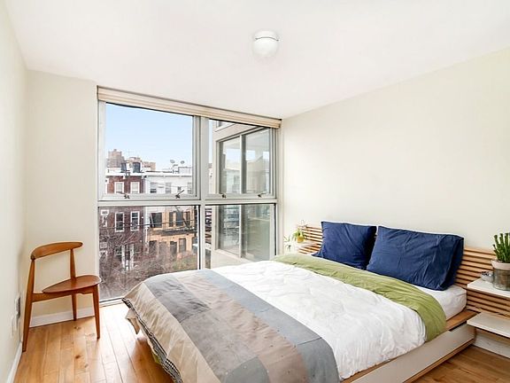4th image of 868 Metropolitan Ave APT 3B