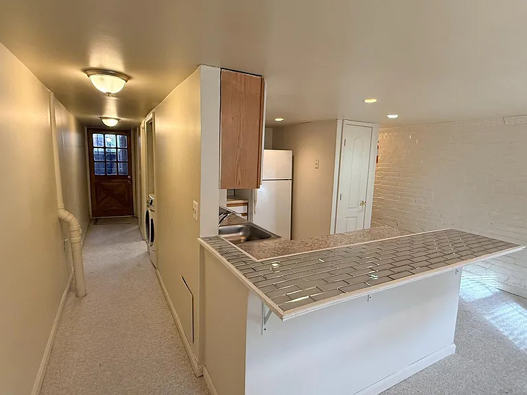 33 Randolph Pl NW #B — Photo 6