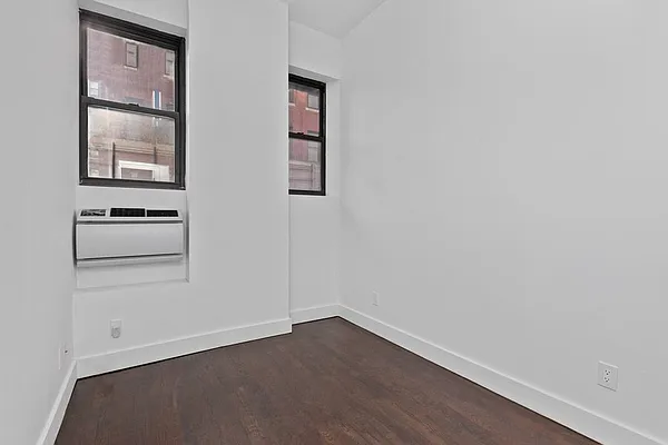 Rented by REAL New York | media 35