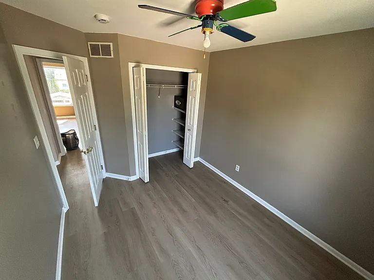 7365 Maplelawn Dr — Photo 10