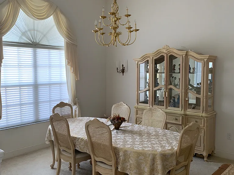 702 Brooker Ridge Ct — Photo 2