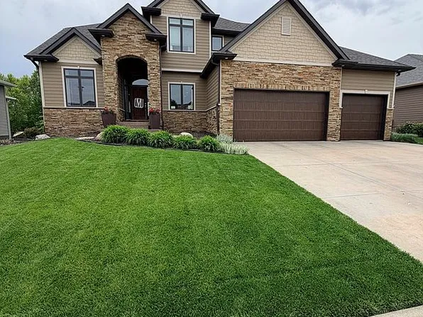 2901 Hoy St, Lincoln, NE 68516