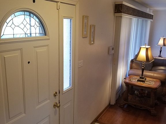 3rd image of 16506 Louis Ave