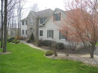 22 E Logan Rd, Randolph, NJ 07869