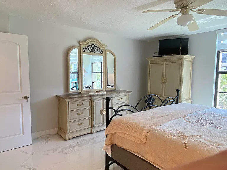 2 Royal Palm Way #101 — Photo 16