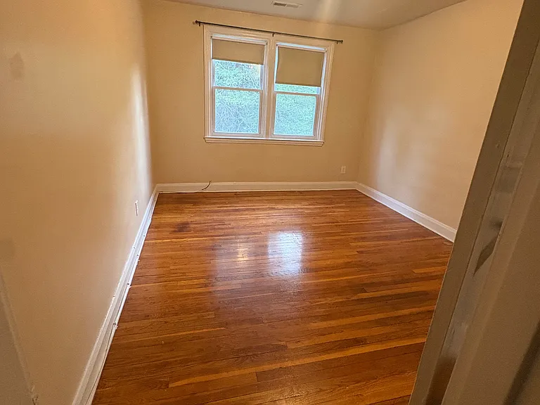 6166 Parkway Dr #2 — Photo 7