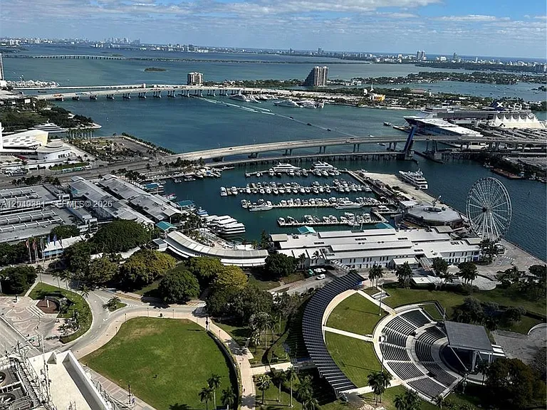 50 Biscayne Blvd #5001 — Photo 11
