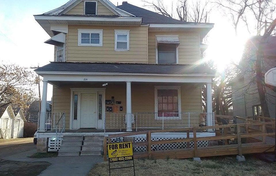 2nd image of 214 N 12th St APT 2