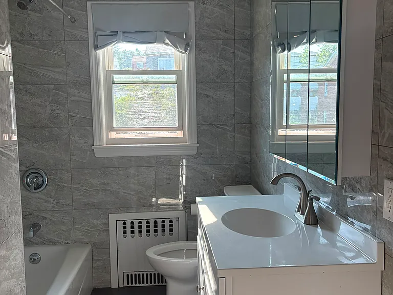 125 Murray Ave — Photo 6