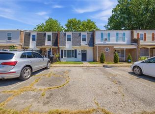 3220 Wimbledon Way, Virginia Beach, VA 23453