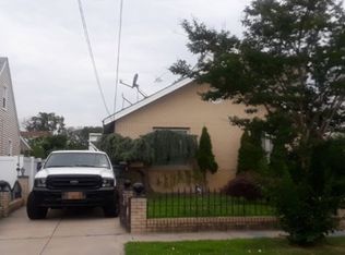 11930 237th St, Cambria Heights, NY