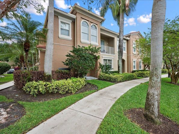 4986 Bonsai Cir APT 214
