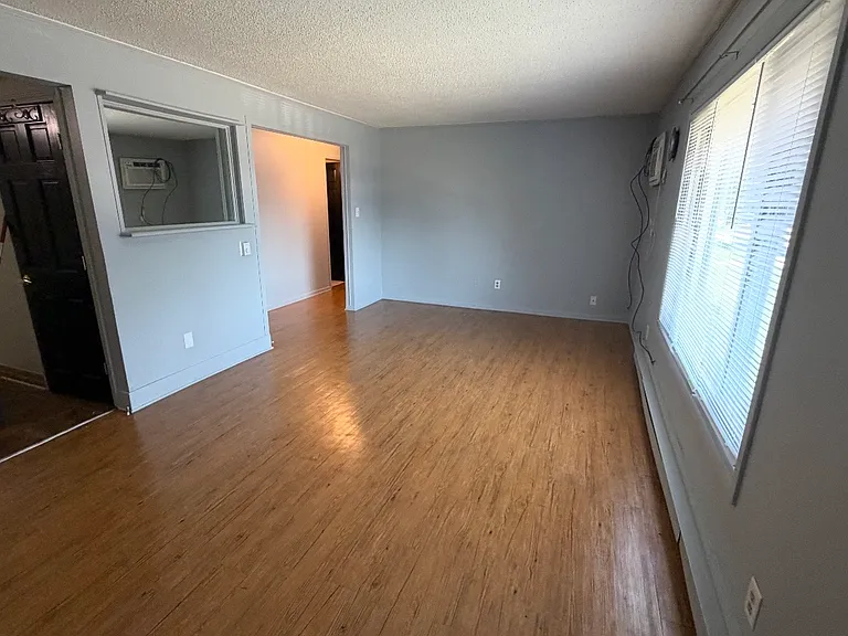 3105 Heritage Dr #6 — Photo 4