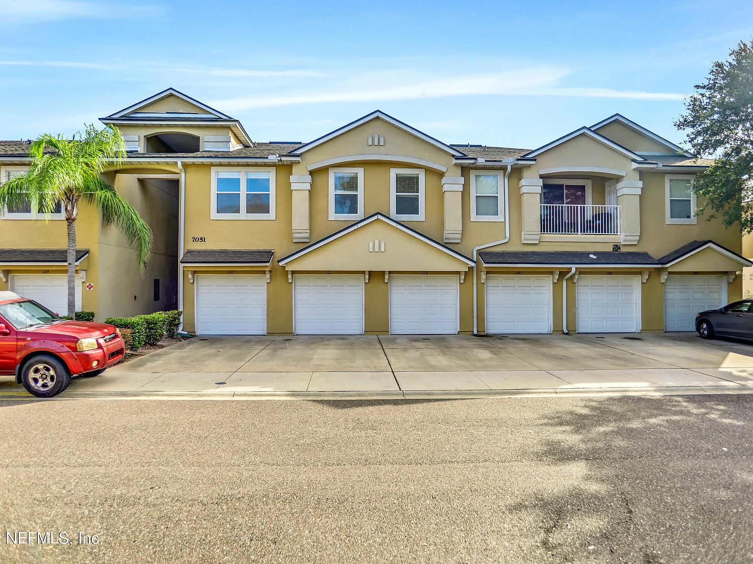 2 bed, 2.0 bath, 1080 sqft, $1,595 — Photo 1
