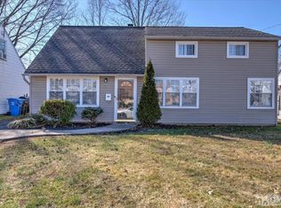 45 Park Ave, Iselin, NJ 08830