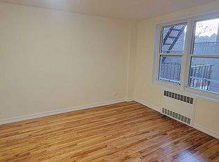 8801 35th Ave, Flushing, NY 11372