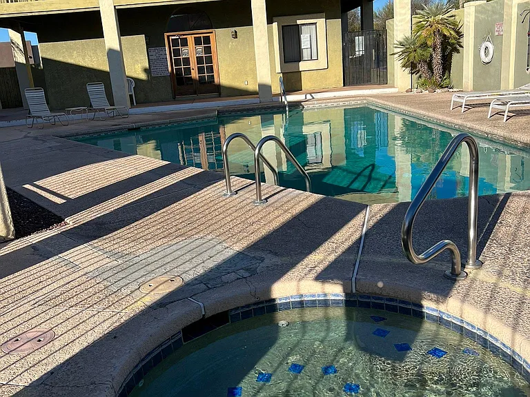 Spa and pool