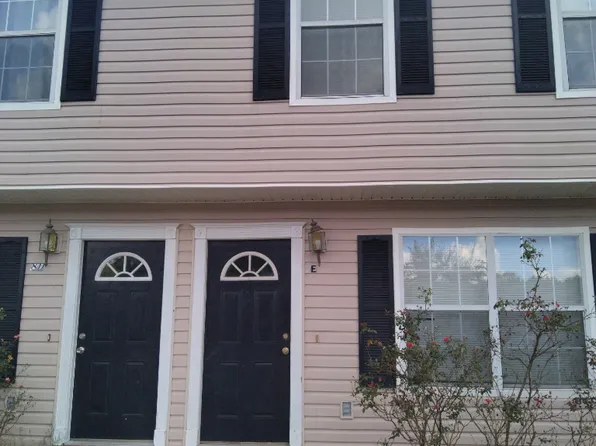 1100 Pineland Ave, Hinesville, GA