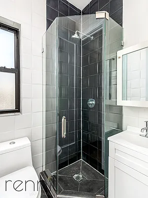 Rented by Rennit Inc. | media 7