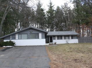 5 Judith Rd, Chelmsford, MA 01824