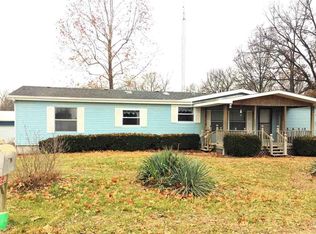 1099 NE 1301st Rd, Windsor, MO 65360