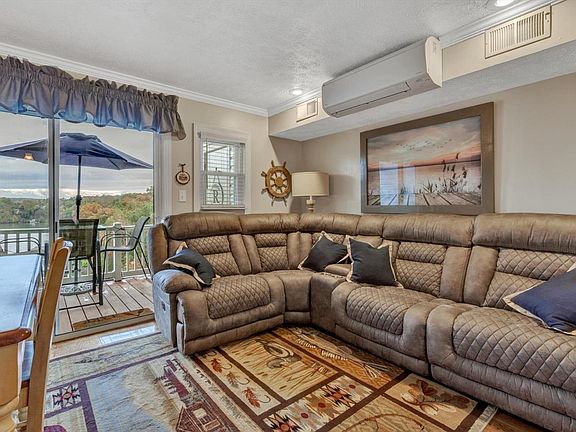 2nd image of 1089 Bluewater Dr #308