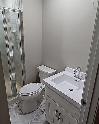 4th image of 8319 E 49th St