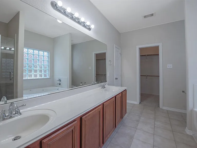 131 Sunset Falls Dr — Photo 21