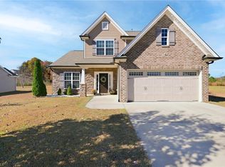 155 Bald Cypress Dr, Winston Salem, NC 27127