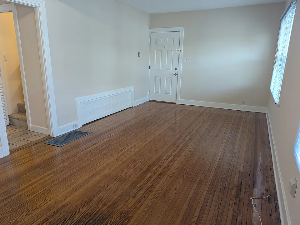 Living & dining area