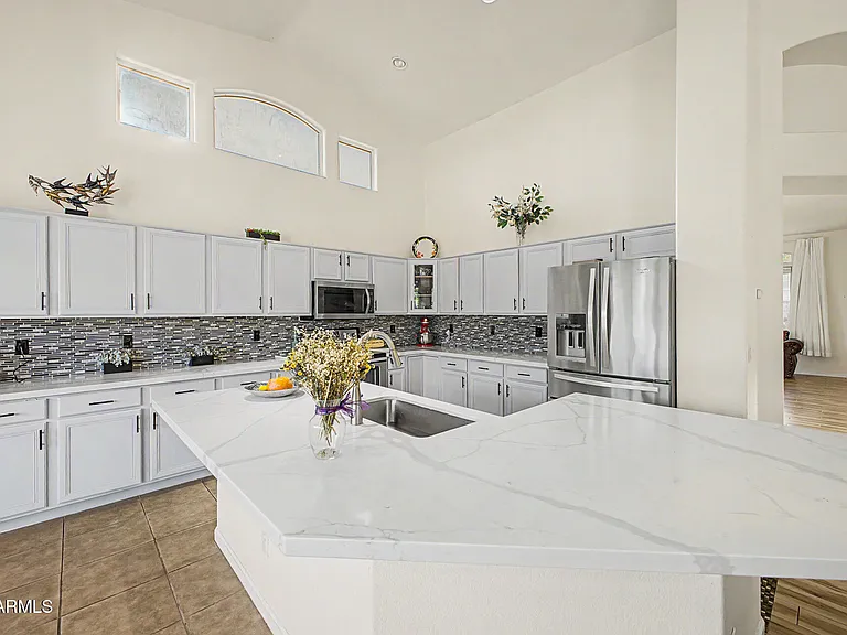 8663 W Yukon Dr — Photo 5