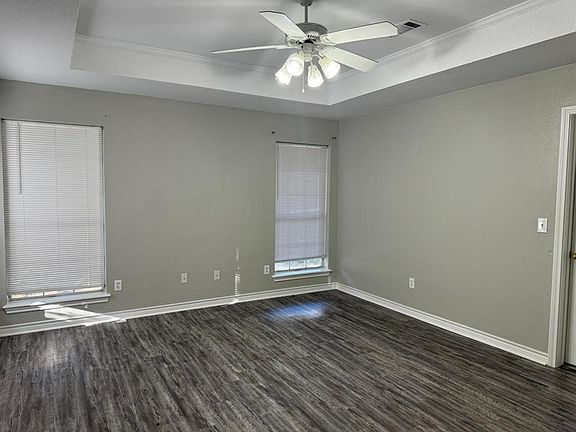 5th image of 110 Guadalupe Dr