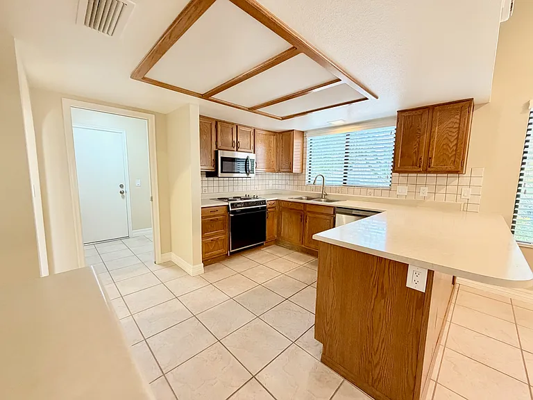 9856 W Rimrock Dr — Photo 4