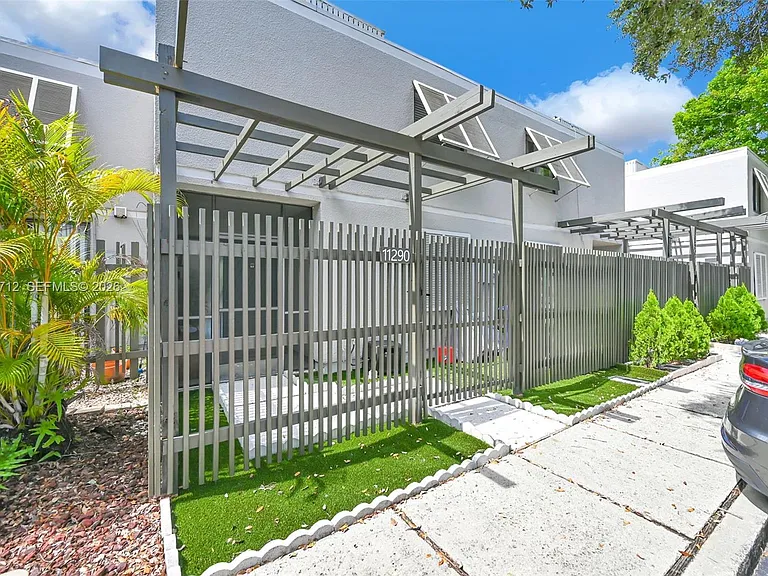 11290 NW 14th Ct — Photo 36