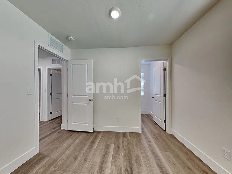 137 Nico Azalea Ln — Photo 16