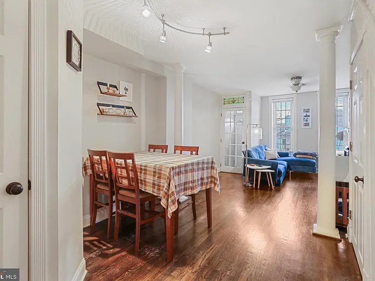 675 E Clement St — Photo 11