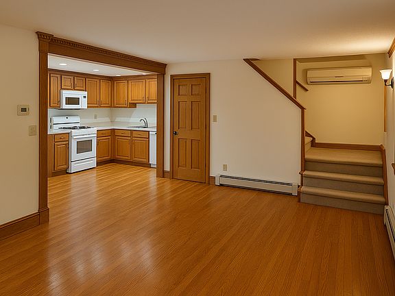 3rd image of 711 W Fairmount Ave
