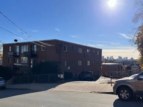 215 Washington Ave APT 9, Chelsea, MA 02150