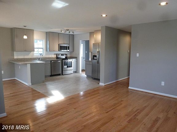 Living Room towards Kitchen