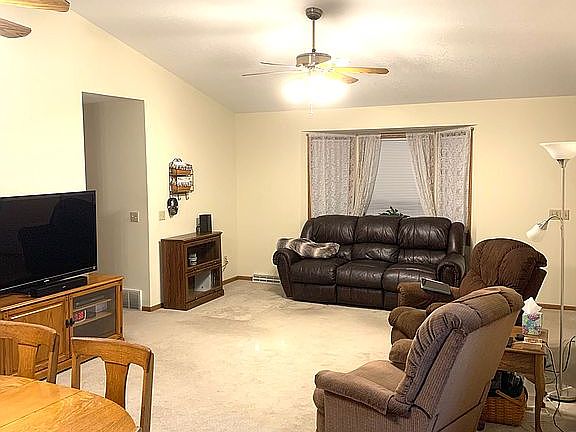 5th image of 3943 3rd Street A Ct #A