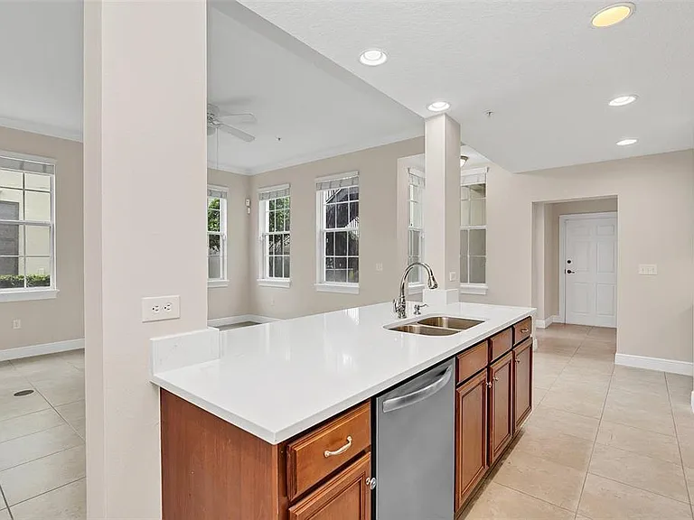 1451 Lake Baldwin Ln #B — Photo 12
