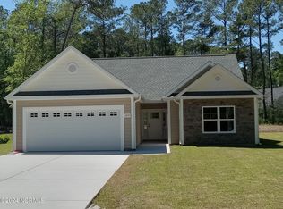 613 Boundaryline Dr NW, Calabash, NC 28467