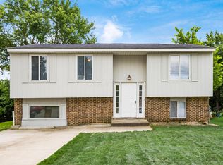 2621 Ipswick Cir, Columbus, OH 43224